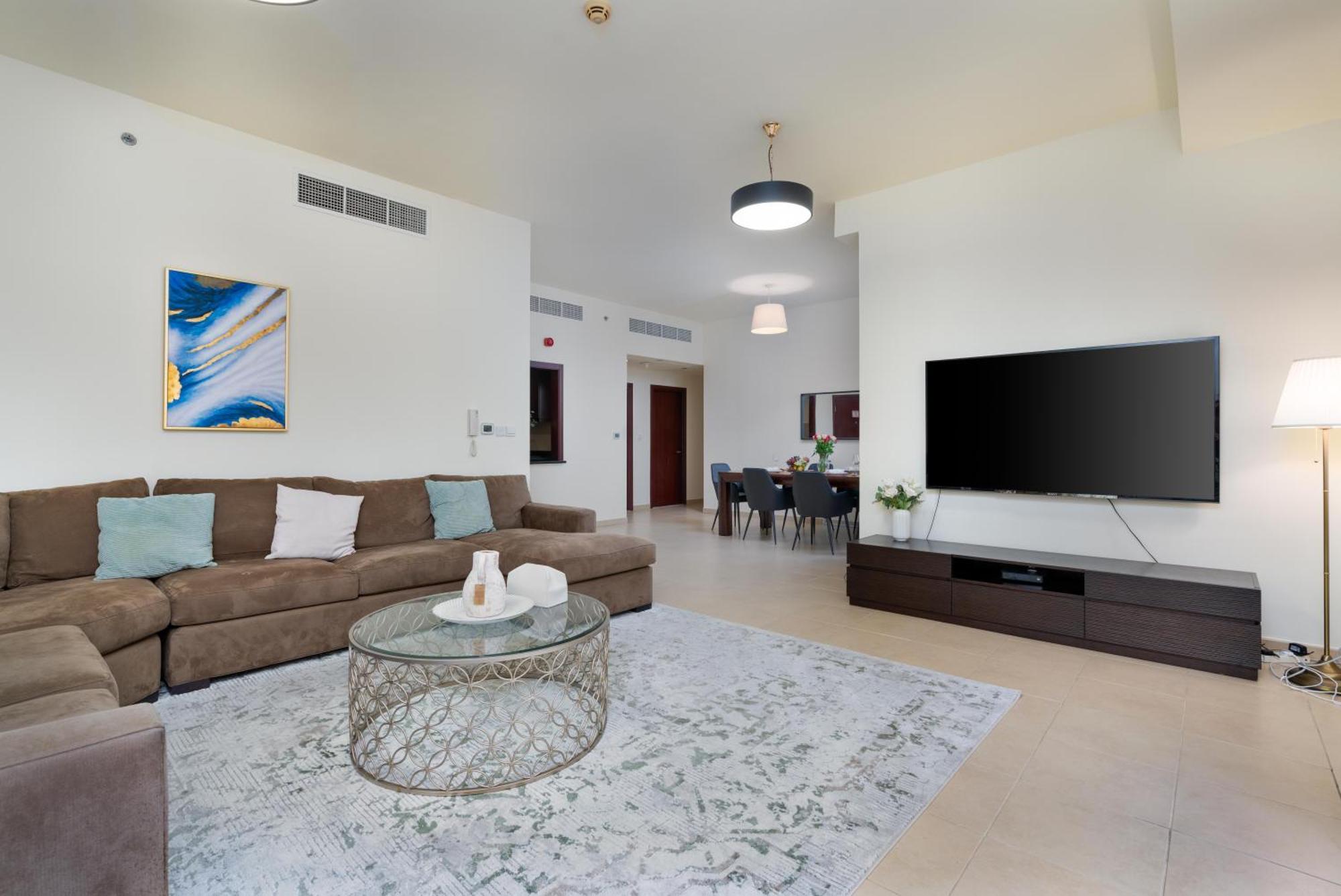 Apartment Amwaj - 3br - Cityapartmentstay *